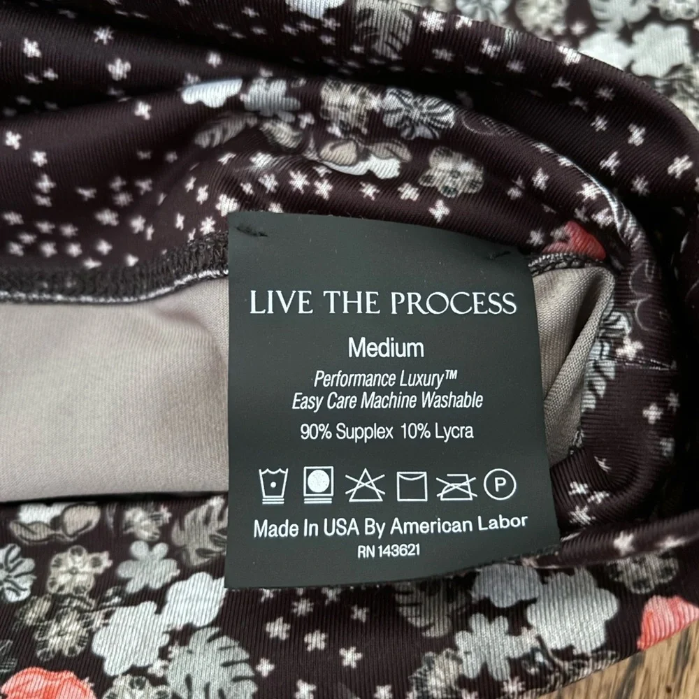 LIVE THE PROCESS | Brown Floral Bike Shorts Sz M‎